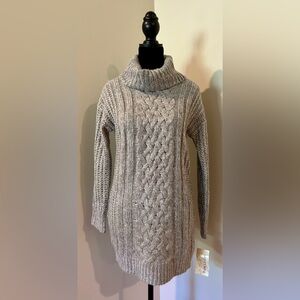 Rewind NWT sz XS gray chunky knit turtleneck sweater with free necklace!